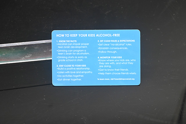 美發會員卡選擇非接觸式IC卡的原因是什么？