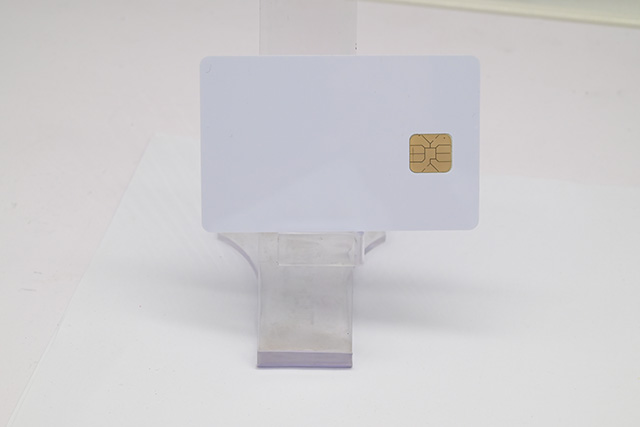 接觸式IC卡與磁條卡相比較有著怎樣的優(yōu)勢