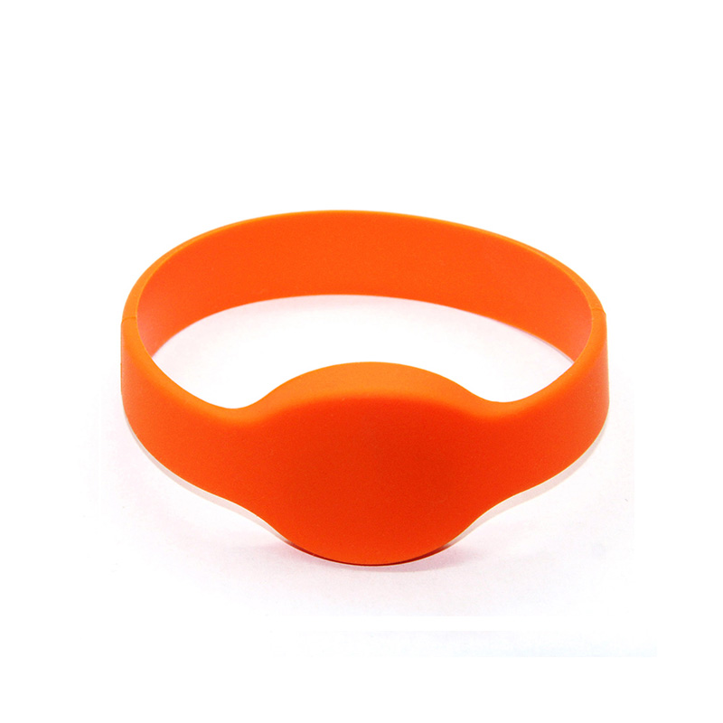 RFID水上樂園硅膠腕帶NFC智能硅膠手環(huán)定制工廠