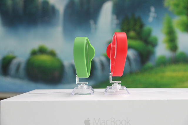 考勤卡選擇感應式IC卡有什么優勢？