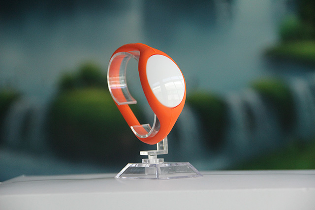 關于會員內置芯片在松緊腕帶刷腕帶時腕帶號處出現問號和分號的方法？-卡立方松緊腕帶制作