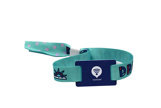 三亞“旅游一卡通”的發(fā)行 吃住行游購娛一卡通用 三亞“旅游一卡通”的發(fā)行 吃住行游購娛一卡通用