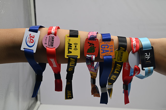 PVC卡片制作介紹?光會(huì)員卡制作工藝